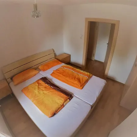 Apartment Ferienwohnung Haubner